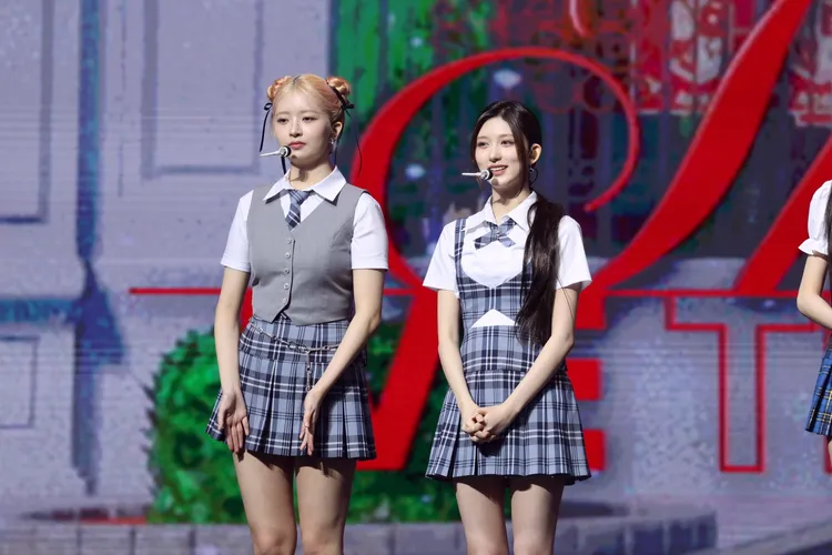 Rei（左）笑說包包頭是小籠包，秋天被台灣粉絲的尖叫聲嚇到。陳建岐攝