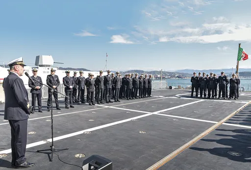 義大利海軍首見!巡防艦莫洛西尼號 停靠日橫須賀港