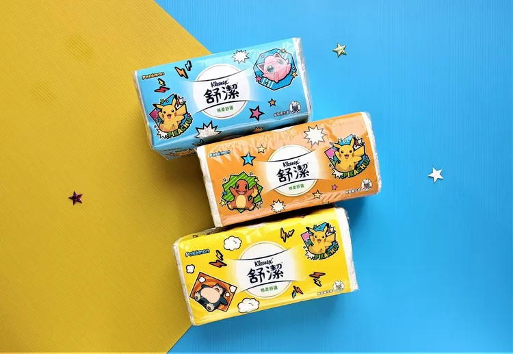 抽取系列衛生紙推出「皮卡丘與小火龍」、「皮卡丘與卡比獸」及「皮卡丘與胖丁」等三款設計。業者提供