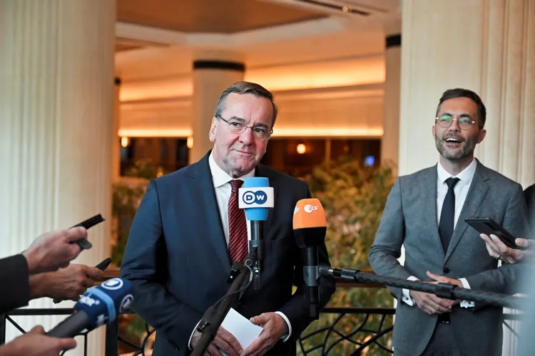 德國國防部長佩斯托瑞斯。路透社