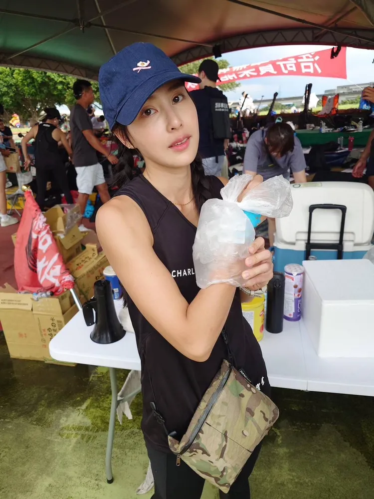 房思瑜比賽，打鼓太用力手腕受傷。TVBS提供