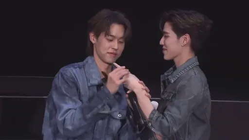 BKPP來台哭了!Billkin戒指套牢PP掀暴動 甜餵滷肉飯「口水交融」