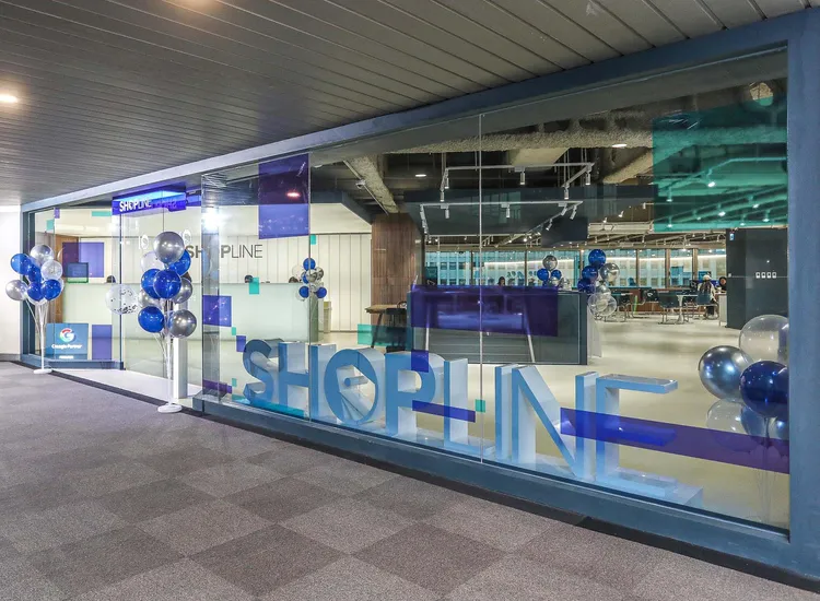 SHOPLINE 成立十周年，用戶數突破 50 萬，推出「SHOPLINE 擴充功能商店」。SHOPLINE提供