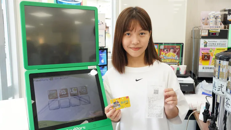 學童方便領餐，校方也能透過大數據追蹤學生使用情形，守護不漏接。嘉市府提供