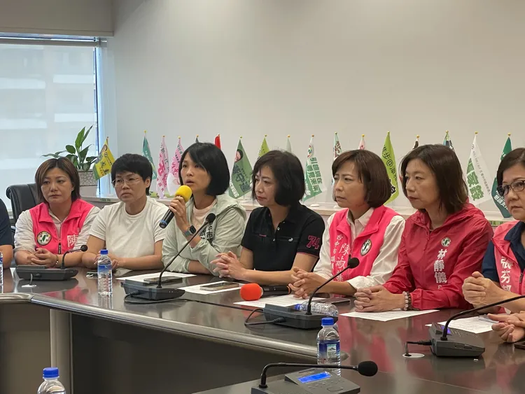 民進黨要求羅廷瑋向賴佳微道歉。張家銨辦公室提供