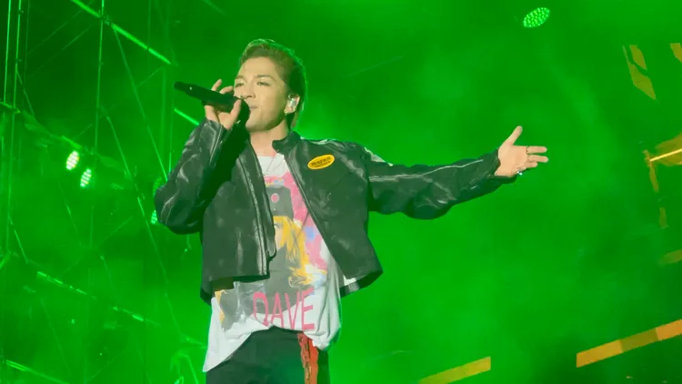 太陽表定唱11首歌，最後加碼1首歌寵粉。讀者提供