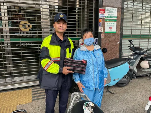 台中婦搭公車搞丟這包東西　是母親「遺產」！警20分鐘火速找回