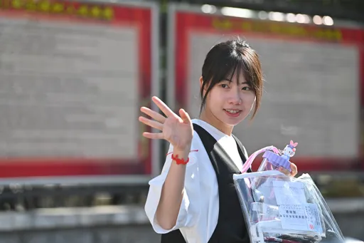 中國高考登場1291萬考生創新高 「習語錄」入題