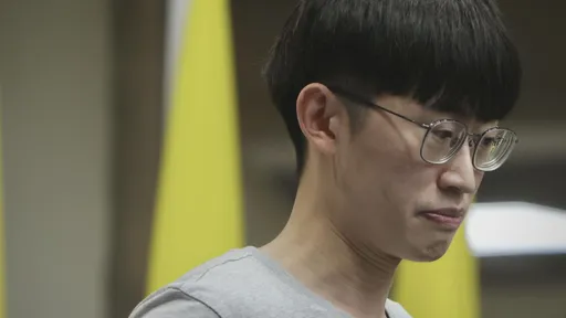 現身控王丹強暴未遂！李先生慟訴「我像坦克前那個人」　6/6午夜前沒回應將提告