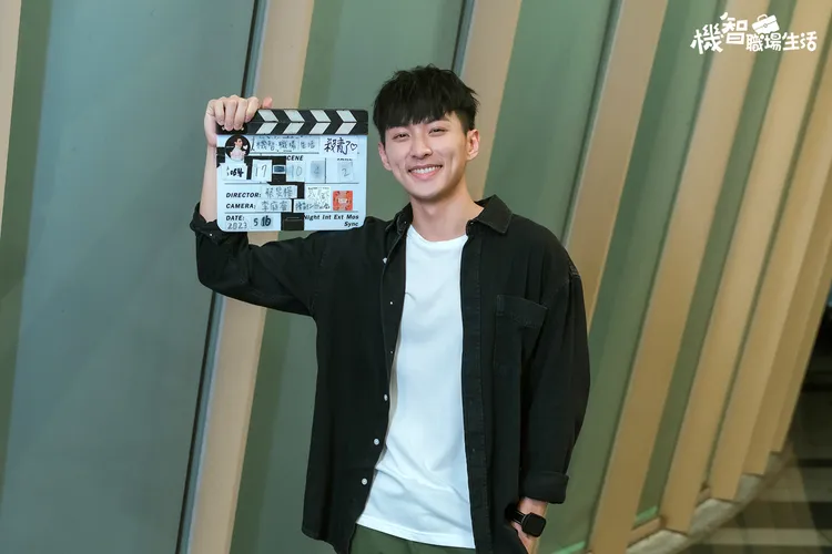 鍾岳軒一路拍到半夜，成為最後一名殺青的演員。TVBS提供