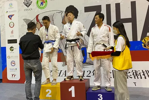 曾被朱雪璋斷腳筋！「深海閻王」輕生獲救　被控猥褻女童案情曝光