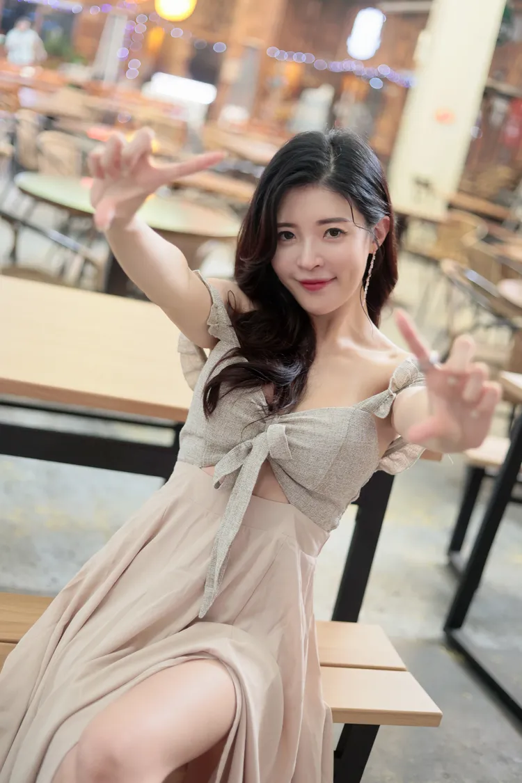 Angela對自己的健康管理也做得很好，平常喜歡跳跳舞做運動。彭欣偉攝