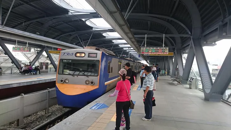 7月1日台中市敬老愛心卡搭乘台鐵列車也有補助。民眾提供