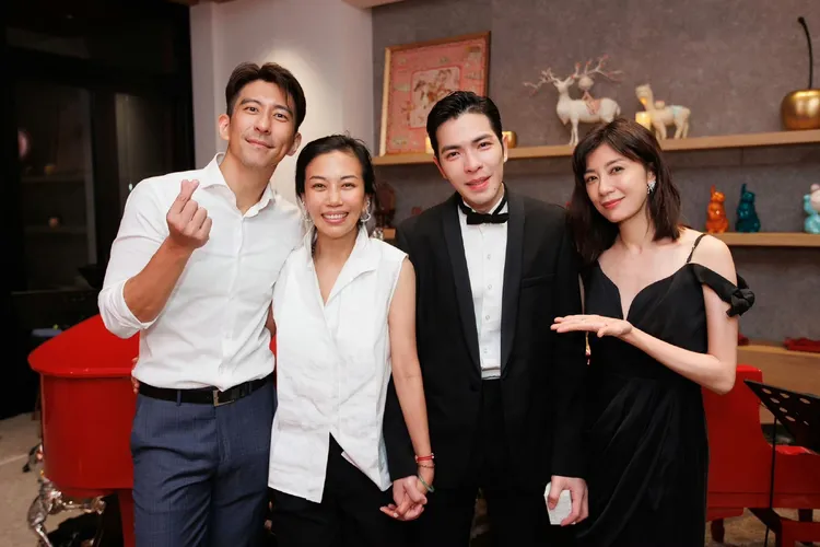 賈靜雯、修杰楷也受邀出席蕭敬騰求婚趴。翻攝蕭敬騰工作室微博