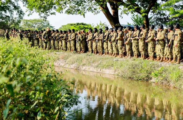 薩國政府上月揮軍5000人，至黑幫猖獗的新康塞普西翁（Nueva Concepcion）掃蕩。路透社