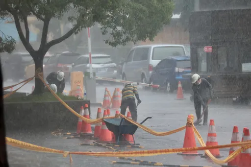 豪雨今夜襲雙北！5縣市明高溫警戒　午後雷陣雨擴大