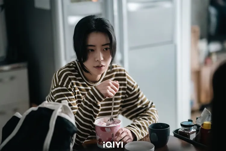 林知衍劇中懷孕遭家暴。愛奇藝國際站提供