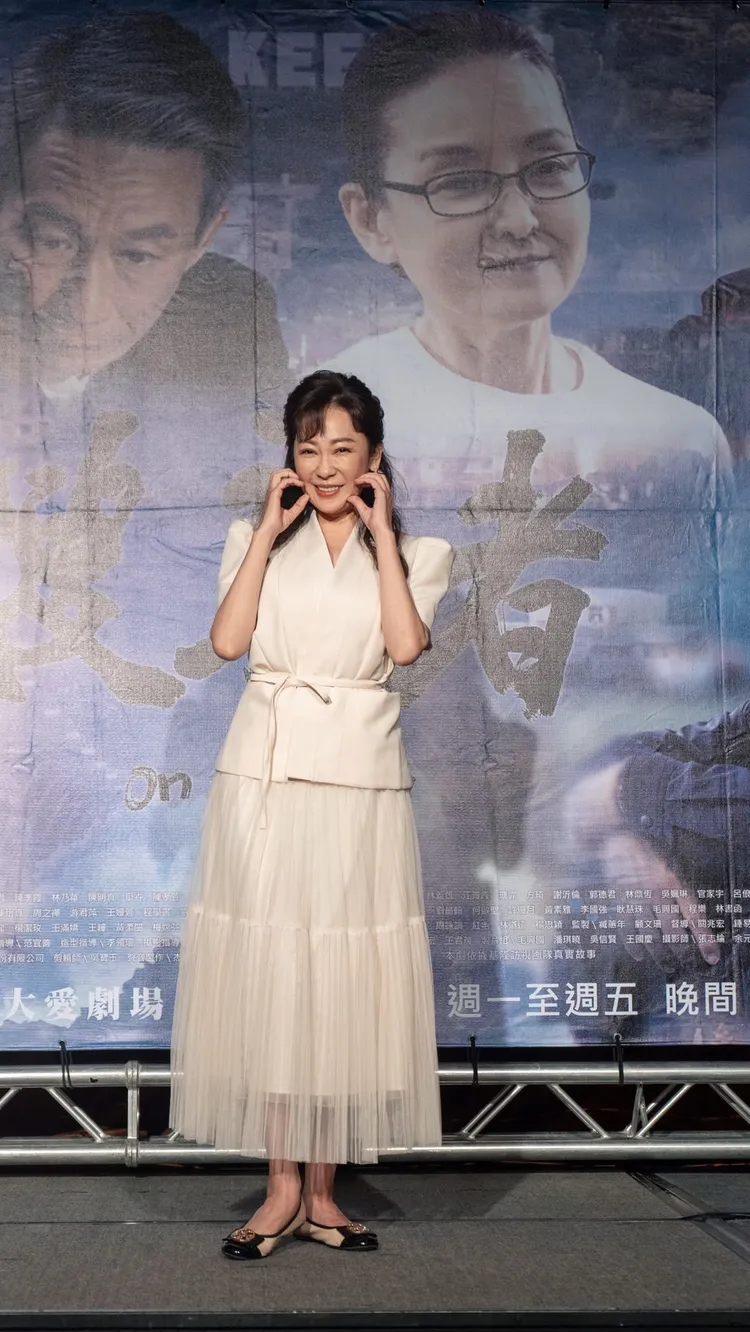 況明潔《搜尋者》飾演訪視志工簡美英。大愛提供