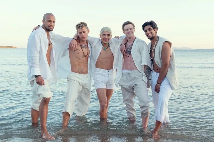 《青春來接招》從500名頂尖舞者選出最有默契的5人扮演接招。台北双喜提供