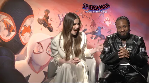 影音專訪|超級英雄神作第二彈蜘蛛力引爆!女蜘蛛人笑戳跨宇宙CP粉紅泡泡
