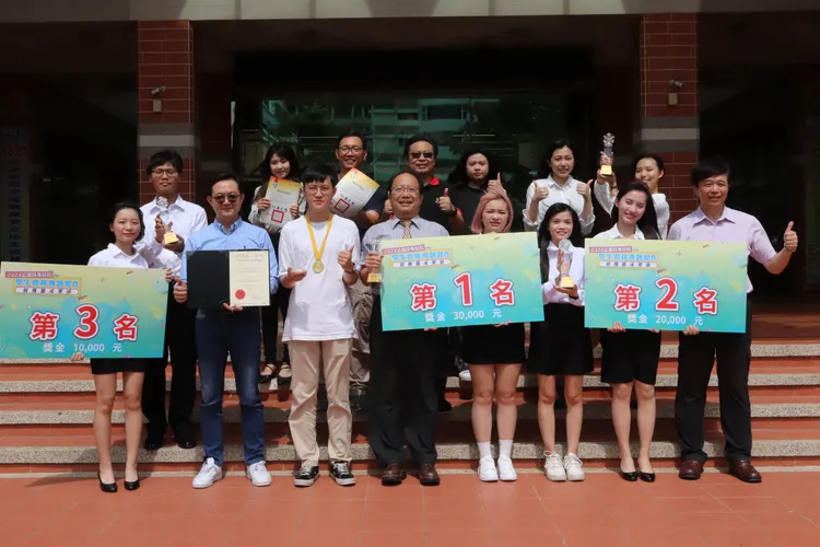 中華醫大在全國賽也拿下3項佳績。校方提供