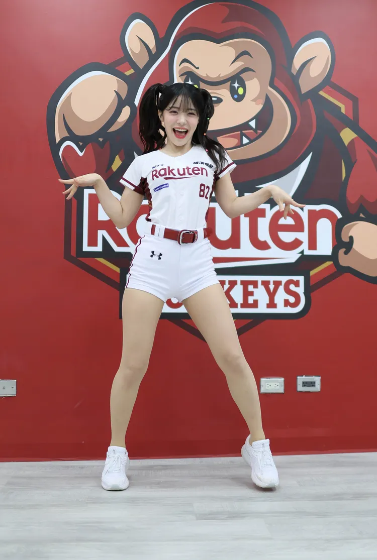 李多慧熱舞(G)I-DLE的《Queencard》。鄭孟晃攝