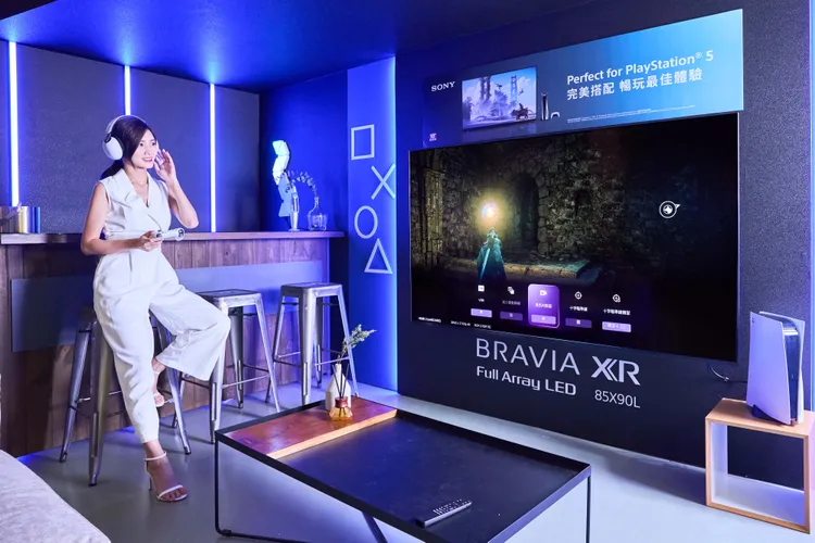  Sony BRAVIA XR 系列具備多款專為遊戲玩家所開發的設計，搭配PlayStation® 5更可發揮主機最佳性能。Sony提供