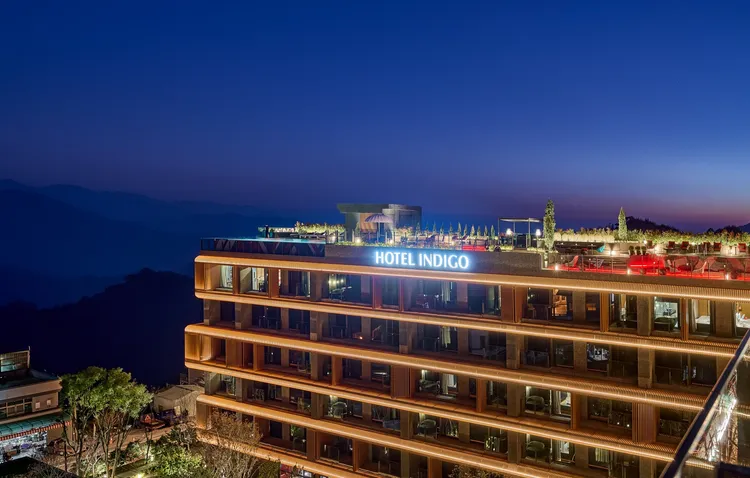 阿里山英迪格酒店的頂樓能看見日出、夕陽、雲海與星空。阿里山英迪格酒店提供