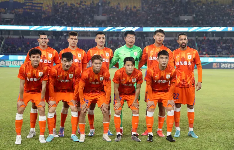 中超山東泰山多名球員疑涉假球案。新華社