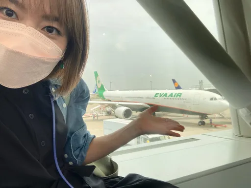 羽田機場飛機擦撞!日本女歌手發文「我在長榮機上」心繫台北個唱