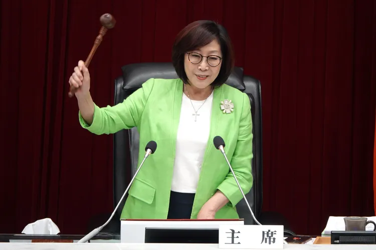 康議長強調，淨零排碳是每個國際城市應負責任，高雄不能置身事外。翻攝畫面