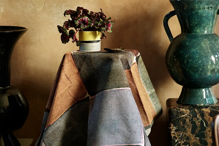 蠟燭使用完畢後，其瓶器還可當作花瓶使用，替居家增添質感。品牌提供