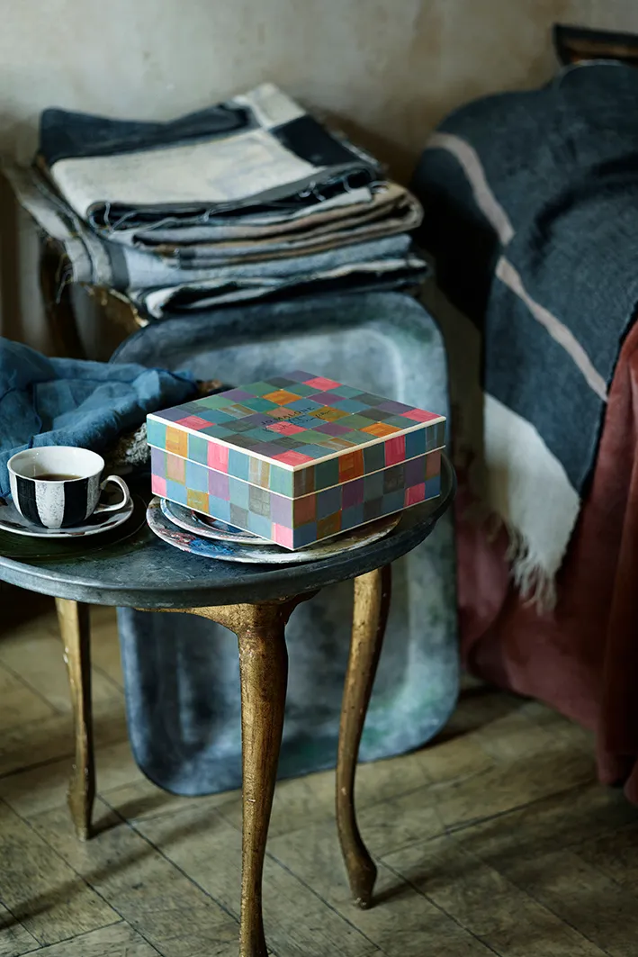 Martyn Thompson藝術家聯名系列禮盒包裝。品牌提供