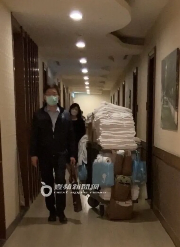 楊智惠曾與名醫邱仲峯開房泡湯，被《壹蘋》直擊。資料照片