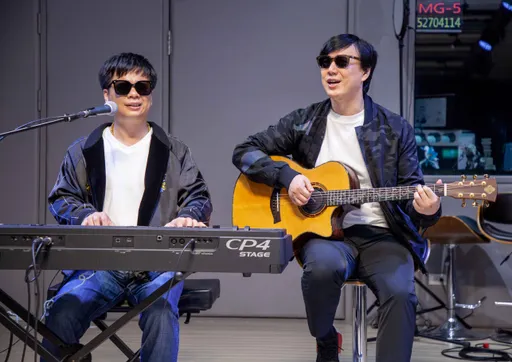 蕭煌奇直播曝鼓手糗事 好色偷打情色電話收驚2萬元電話費