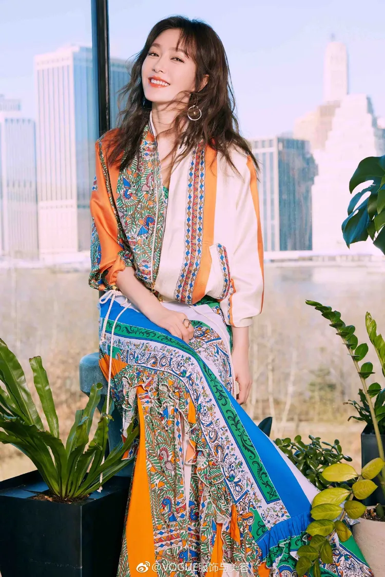 秦嵐早在2019年時，便曾赴紐約觀賞TORY BURCH大秀。翻攝VOGUE微博