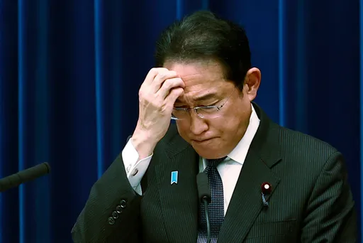 日相岸田受儿子「派对门」拖累 支持率重挫12%