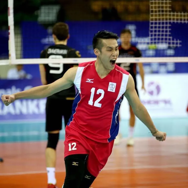 舒子晨老公許美中是排球帥哥。翻攝許美中臉書