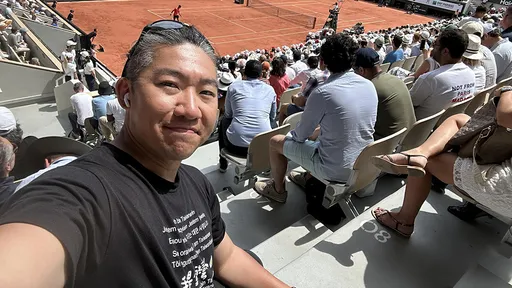 牙醫史書華曝兩度遭性騷 被女師抓手摸奶「真的極度噁心」