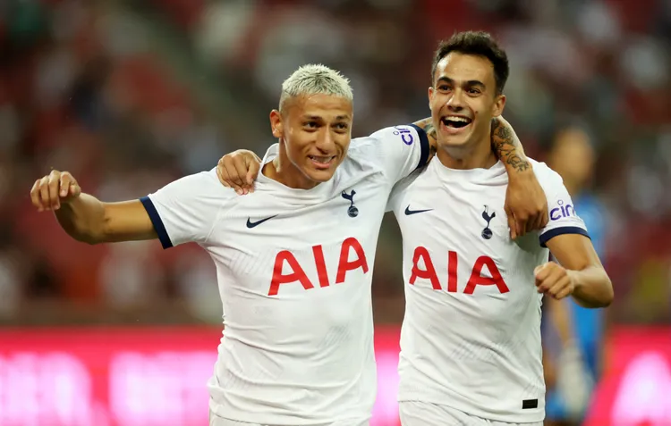 理查利森（左）。路透社