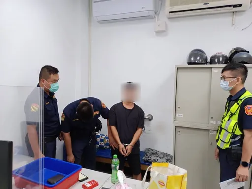 發動車輛逆向騎遭攔!這味道酒駕露餡 男堅稱還未上路!這畫面打臉了