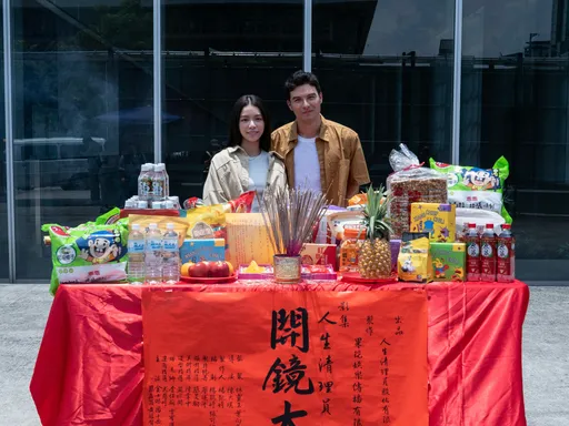 鳳小岳體驗「孤獨死」現場　戴N95被汗水浸泡窒息感強烈