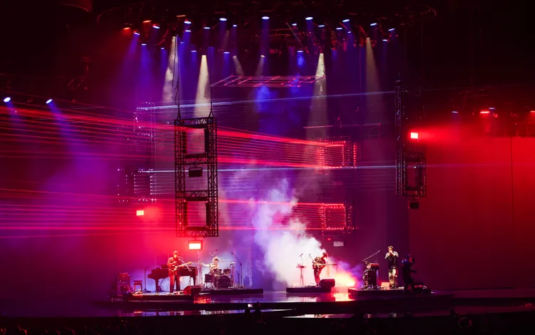 日本樂團King Gnu看完彩排影片覺得滿意才上場表演。