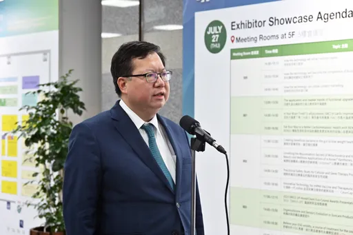 柯文哲轟軌道建設看顏色蓋　鄭文燦酸：評論基本上對前瞻不太了解