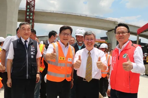 陳建仁視察台中2大交通建設 航廈整建完工!國1接台74線明年5月通車