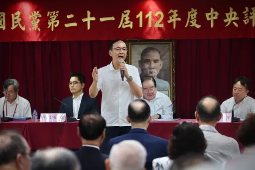 跟柯文哲澄清「執政大聯盟」順便酸郭台銘? 朱立倫:為個人利益就不該打拚