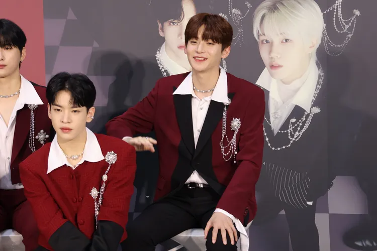 廷謨（右）是CRAVITY最愛捉弄的成員。陳建岐攝