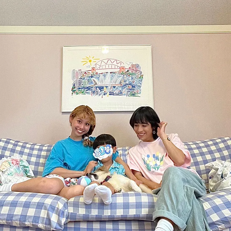 ryuchell（右）和peco育有1子，去年兩人協議離婚，決定以人生伴侶的身分共同照顧兒子。翻攝peco IG