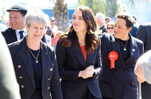 阿爾登接班人酒駕被抓包 紐西蘭司法部長艾藍辭職