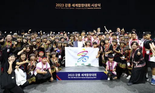 臺灣之光!勇奪2023世界合唱大賽雙金牌 高雄寶來國中、尼布恩合唱團好樣的